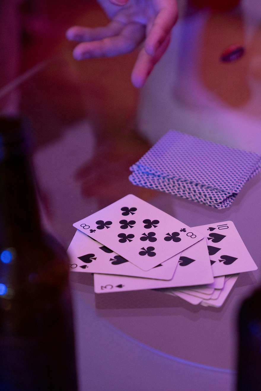 How to Play Slot Machines at Heaps of Wins